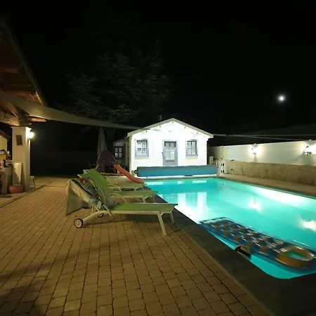 Chalet Mont Ventoux Et Chalet Vip Camaret-sur-Aigues Camera foto